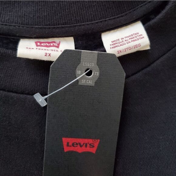 Levi's Trendy Plus Size Logo Sweatshirt - Picture 8 of 10